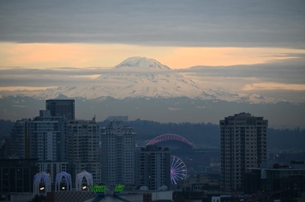 Mount Rainier from Kerry Park